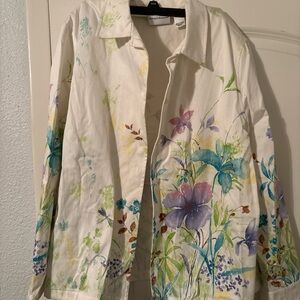 Alfred Dunner Cream Blouse with Smooth Twill Finish